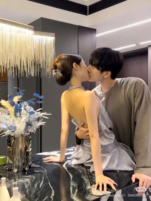 ANH TRAI TÔI LÀ THÁI TỬ GIỚI GIẢI TRÍ