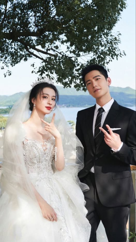 Hai Năm Đợi Một Lời Tỏ Tình